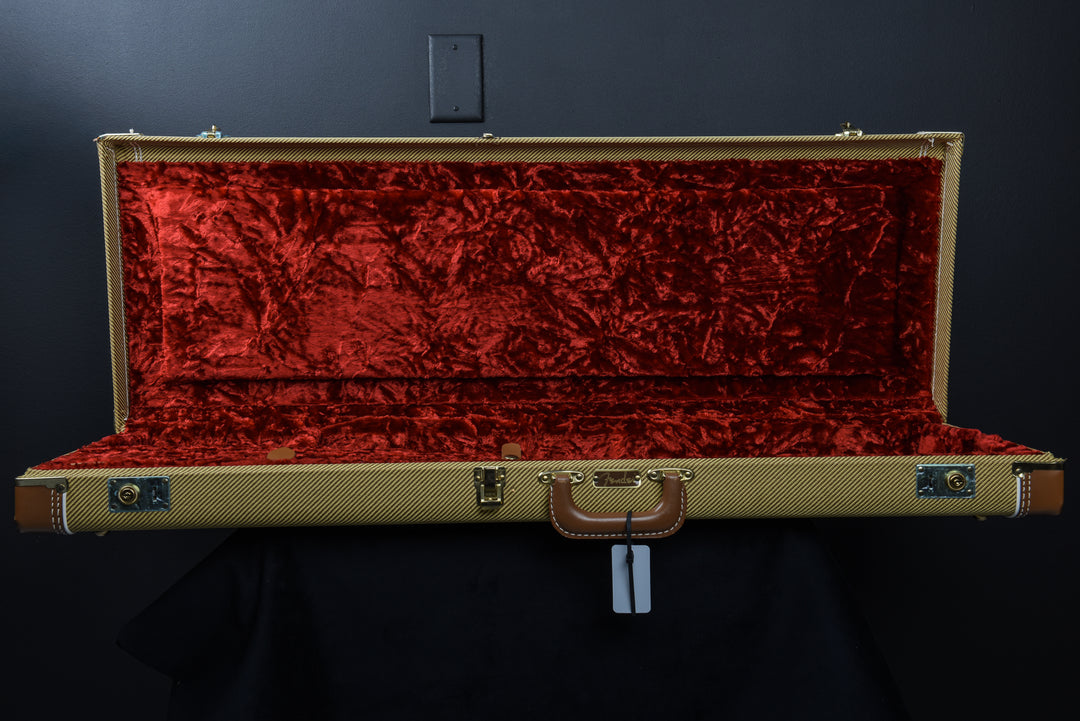 Used '56 Relic Strat '02