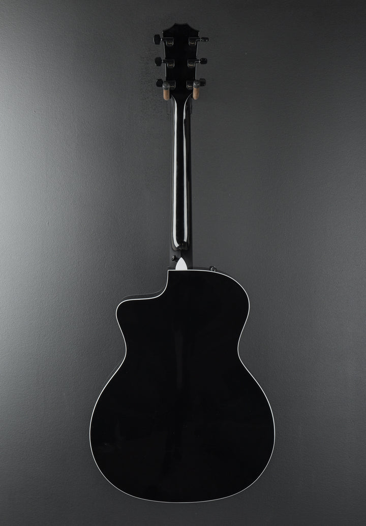 USED 214CE-BLK DLX &
