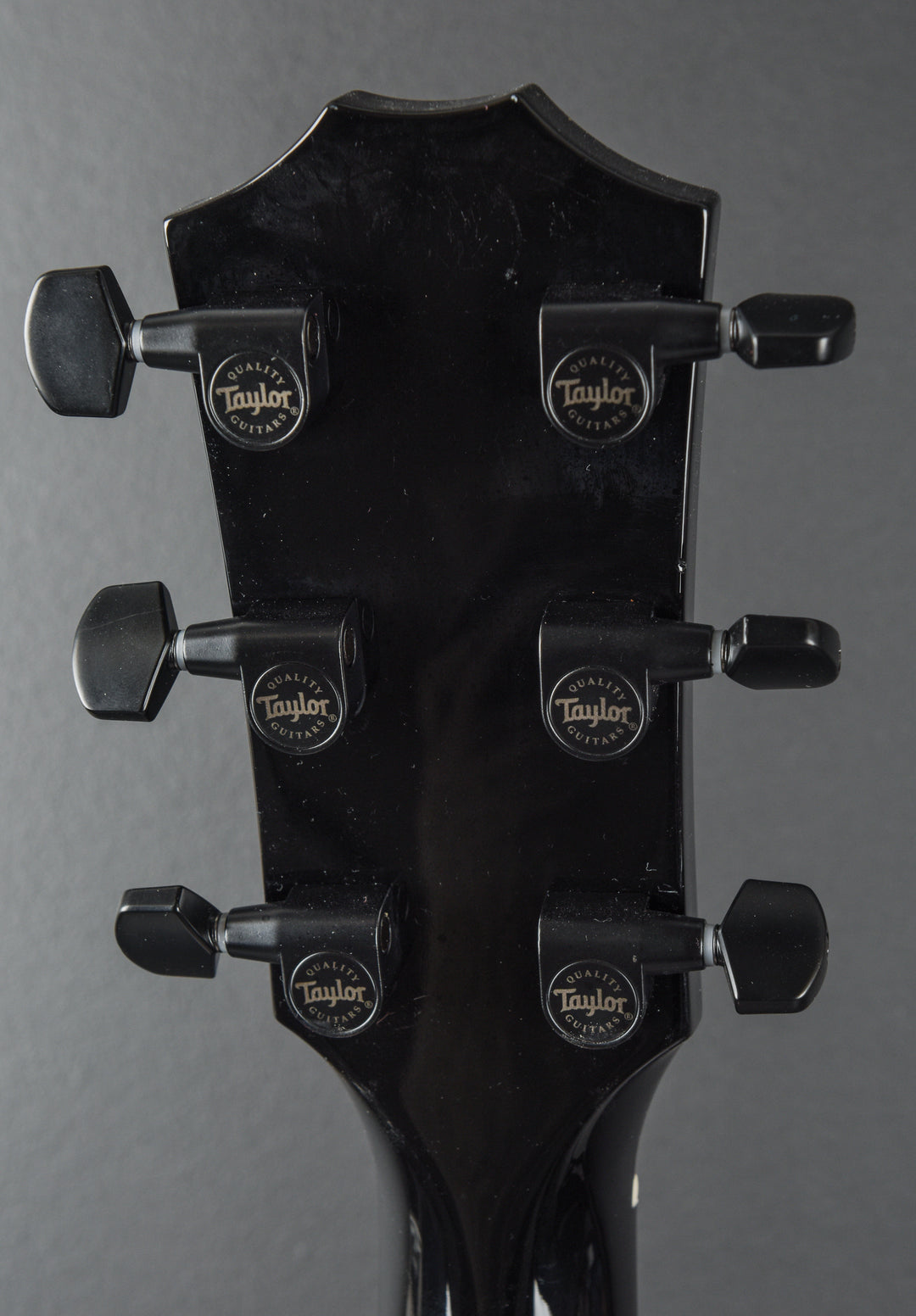 USED 214CE-BLK DLX &