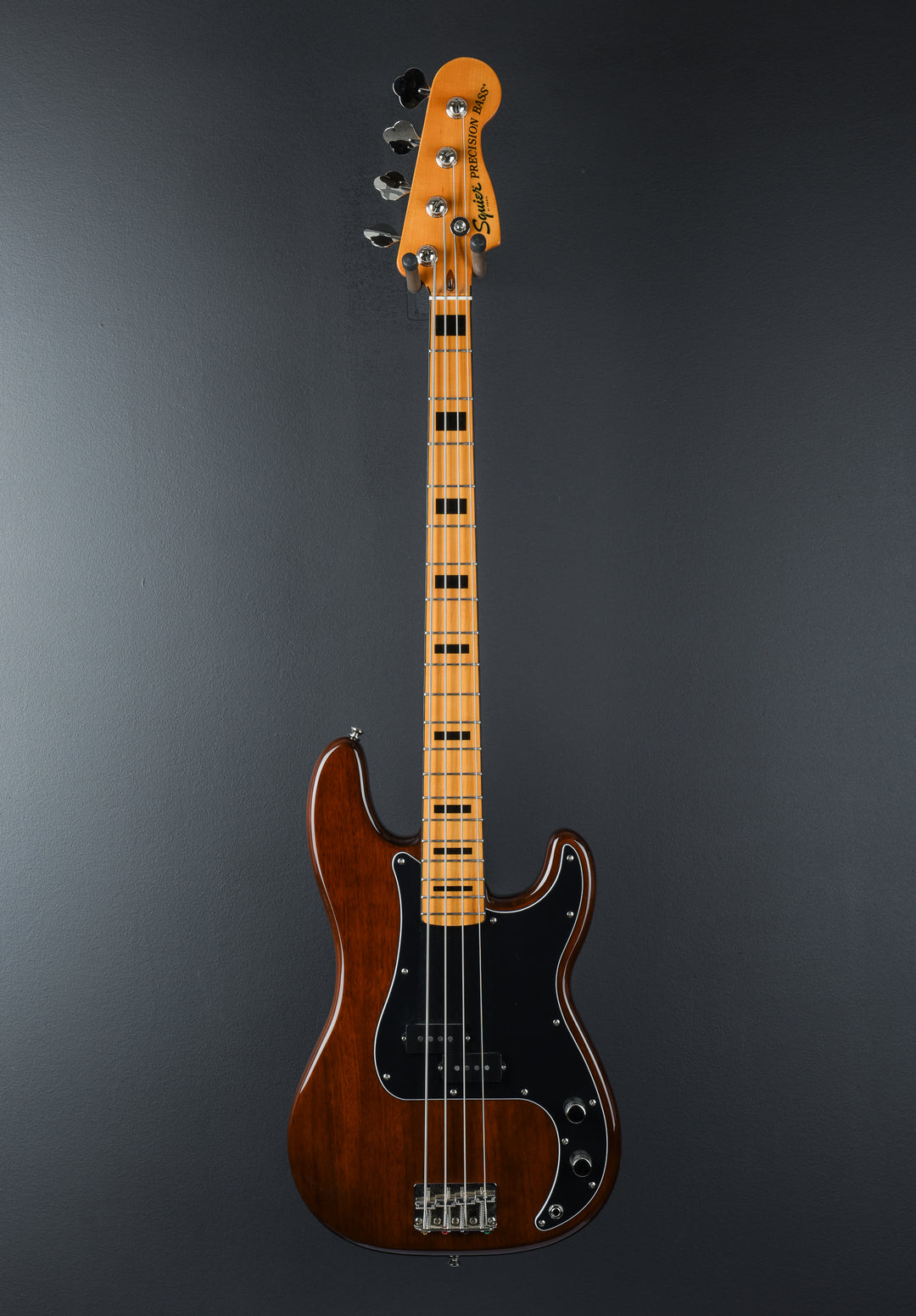 USED Classic Vibe 70&