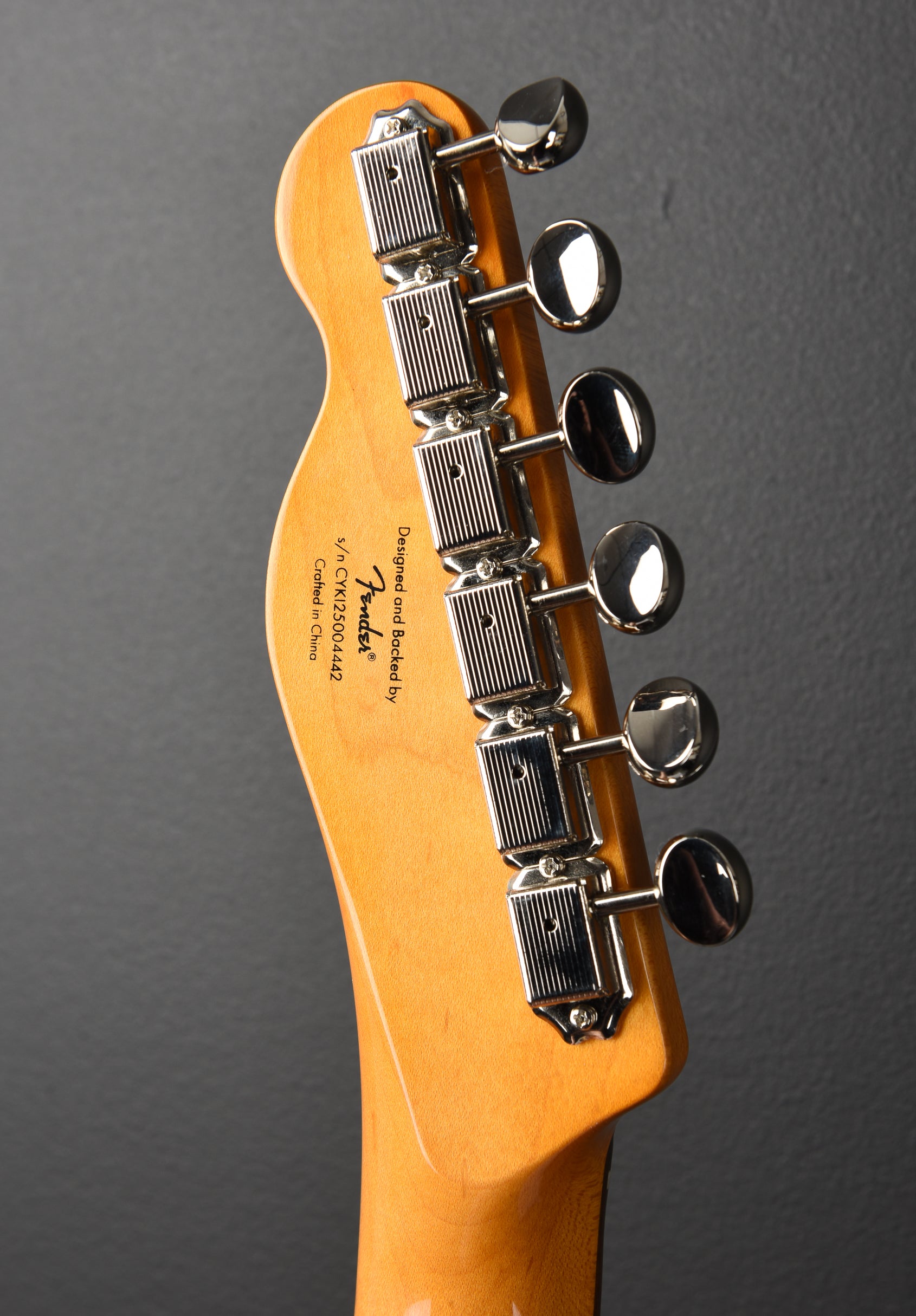 Classic Vibe Custom Telecaster SH w/Bigsby - Aztec Gold – Dave's