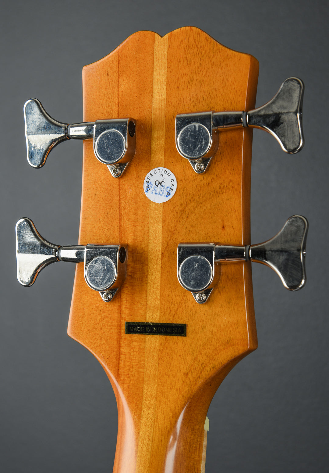 El Capitan J-200 Studio Bass - Aged Vintage Natural