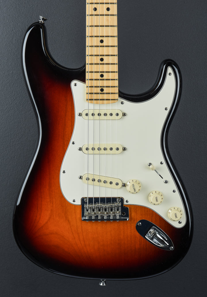 USED American Standard Strat &