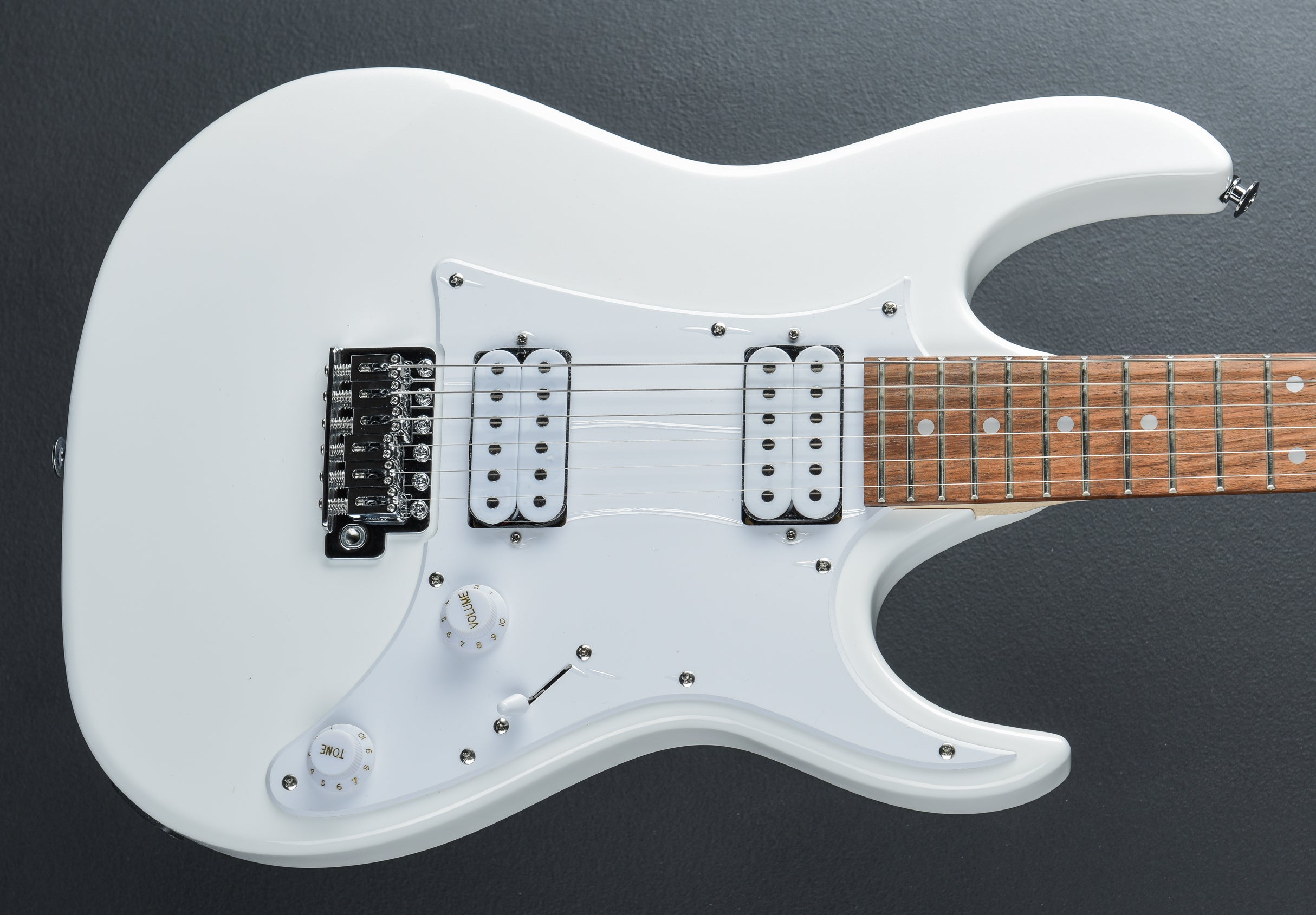 GRX20W - White – Dave's Guitar Shop