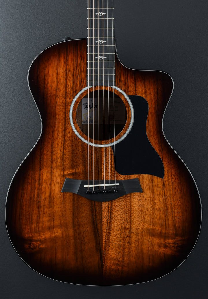 USED 224CE-K DLX &