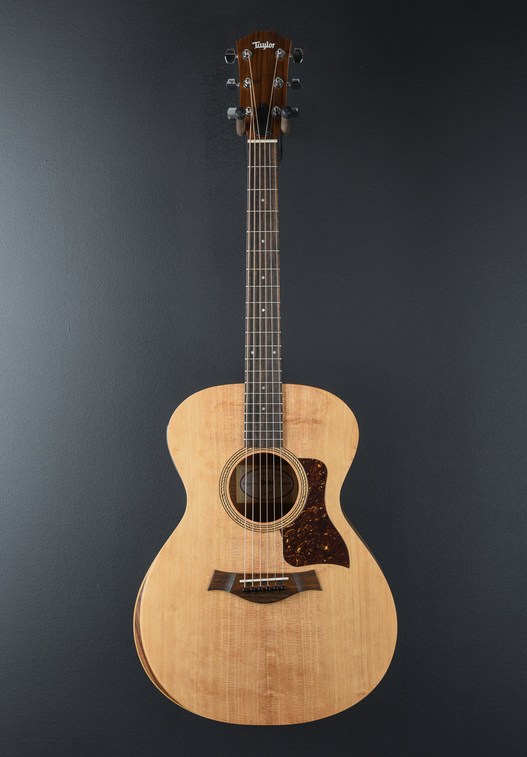 USED Academy 12E &