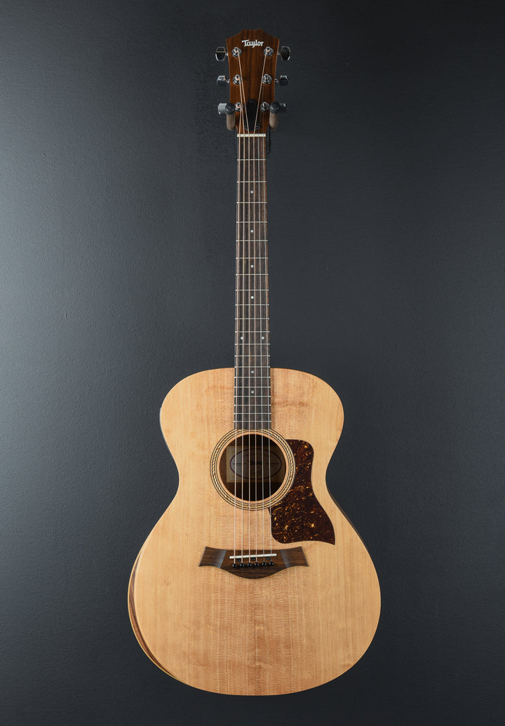USED Academy 12E &