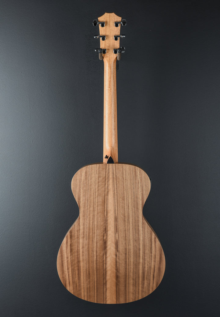 USED Academy 12E &
