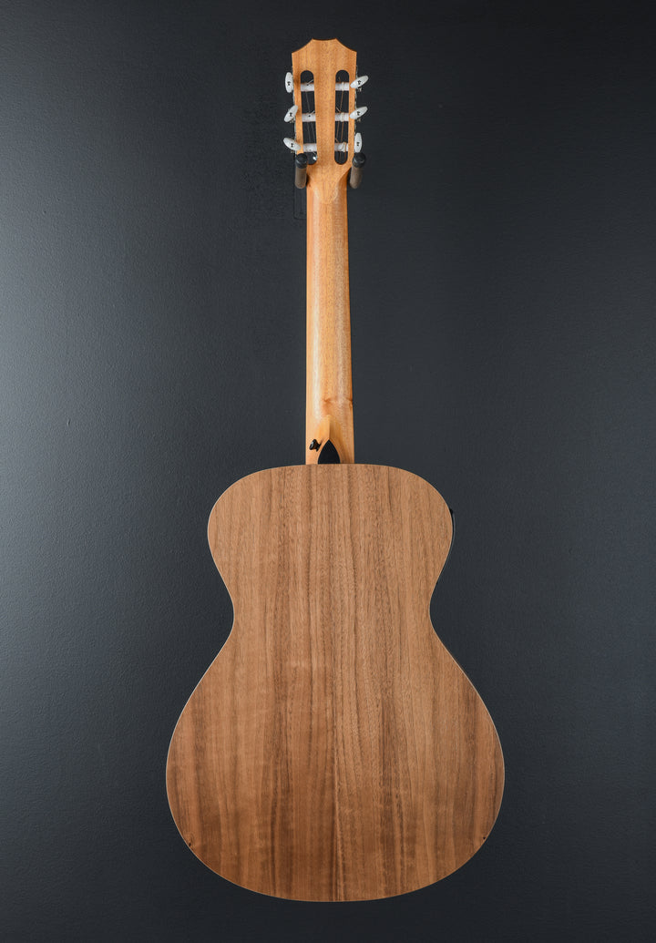 USED Academy 12E-N &