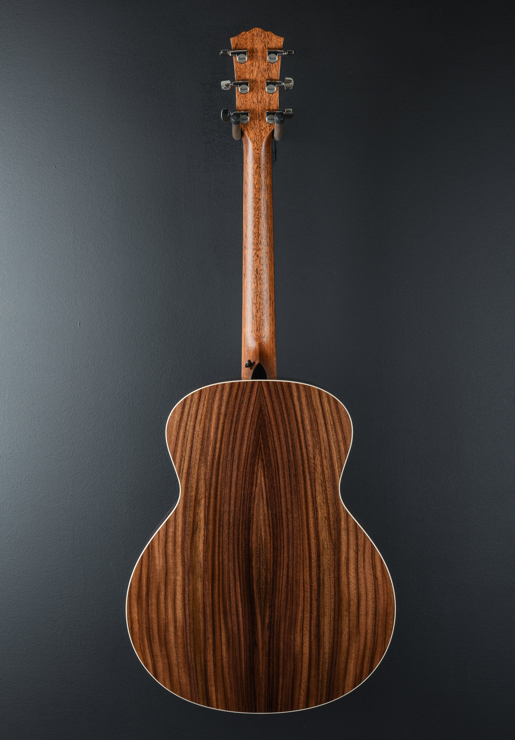 Gold Label 714E – Dave's Guitar Shop