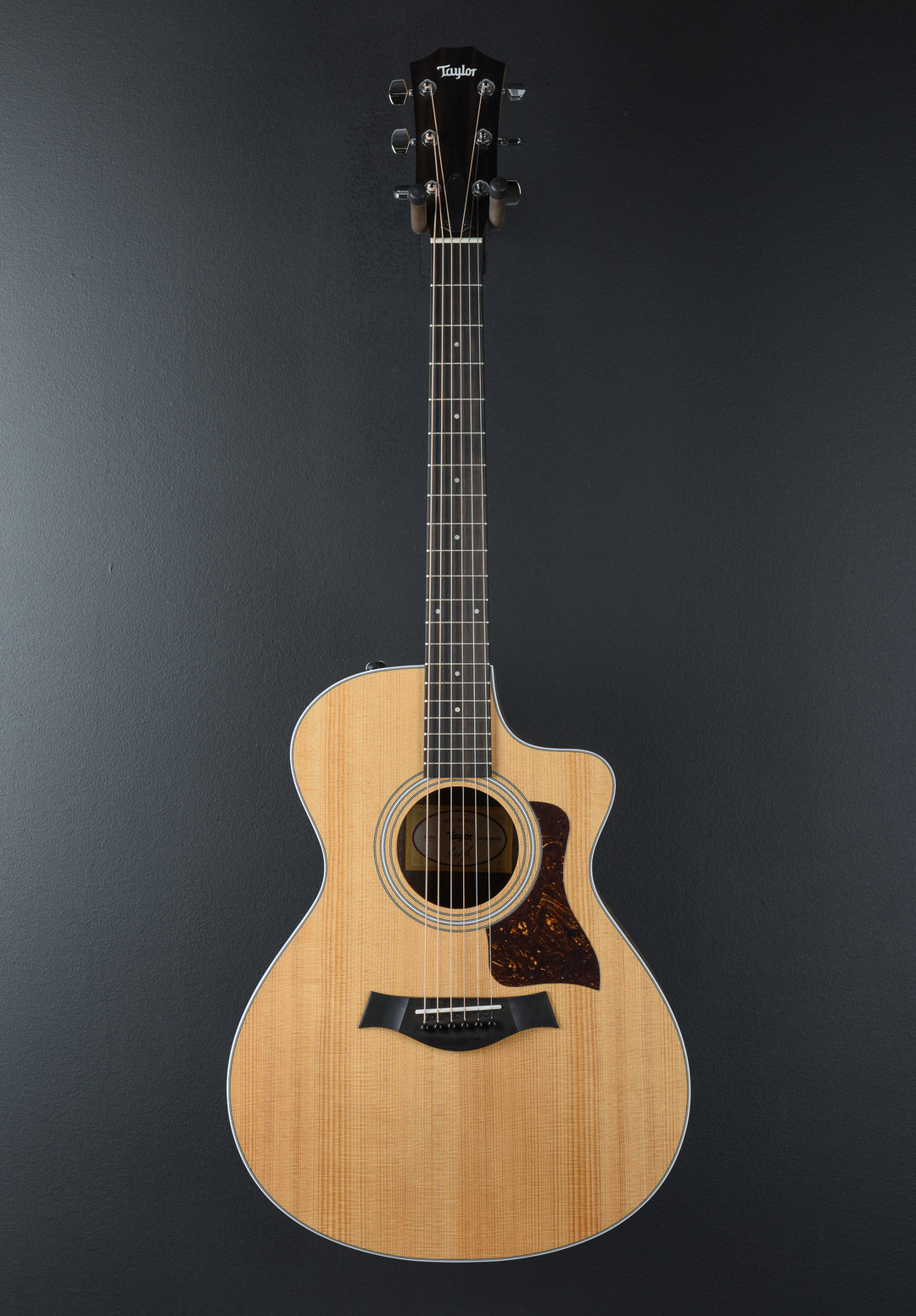 USED 212CE Walnut &