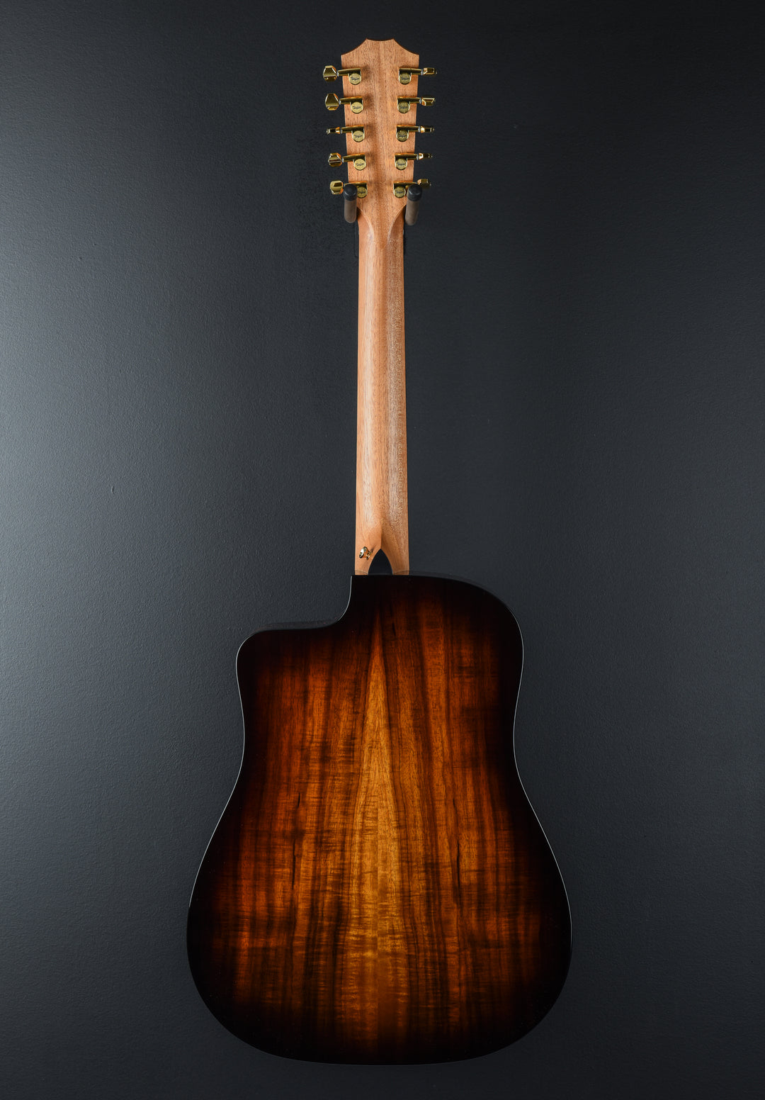 USED 260ce-K Deluxe Bajo Quinto