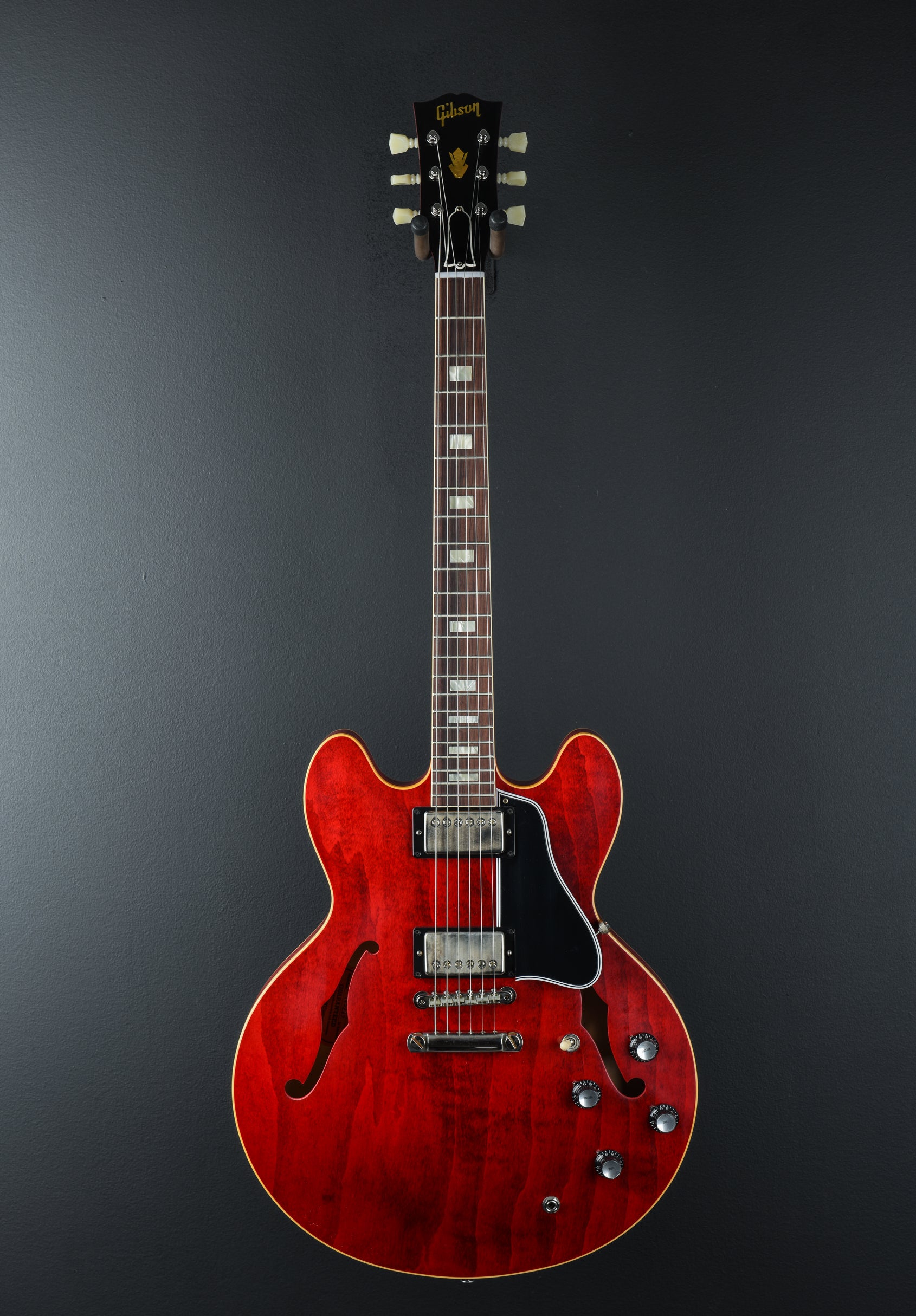 1964 ES-335 Reissue - Sixties Cherry – Dave's Guitar Shop
