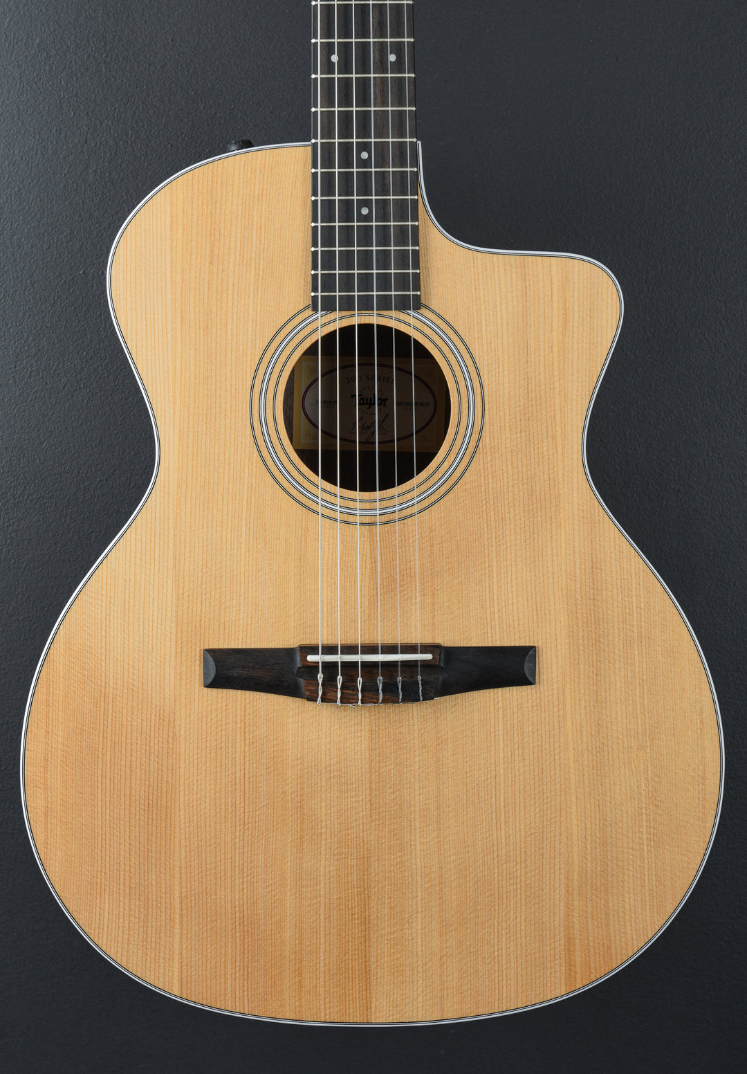 USED 214CE-N Walnut &