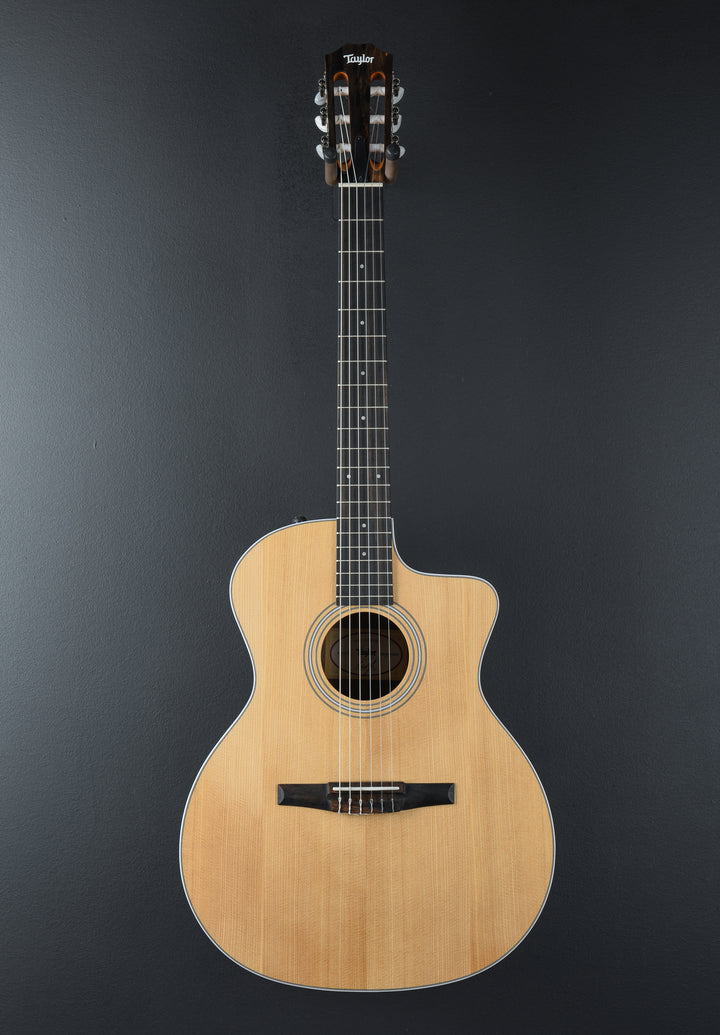 USED 214CE-N Walnut &