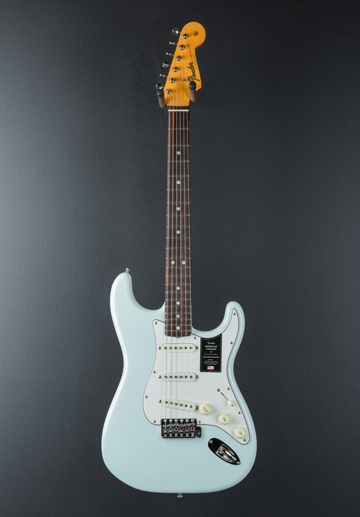 American Vintage II 1965 Stratocaster - Sonic Blue