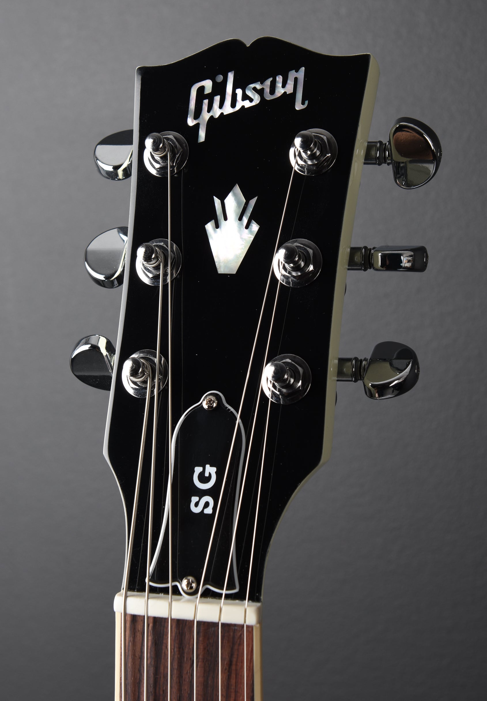 SG Standard - Classic White – Dave's Guitar Shop