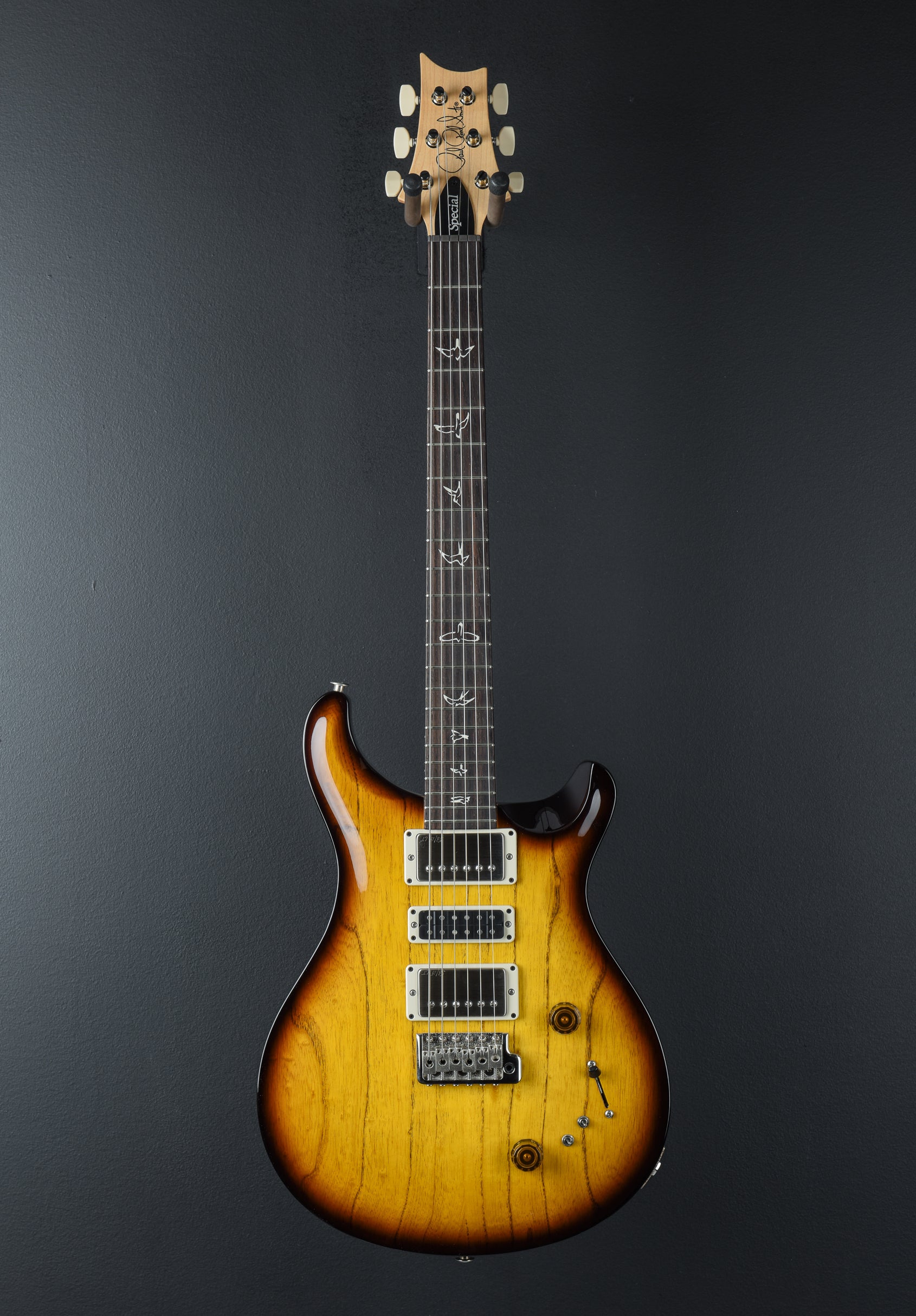 Swamp Ash Special - McCarty Tobacco Sunburst – Dave's Guitar Shop