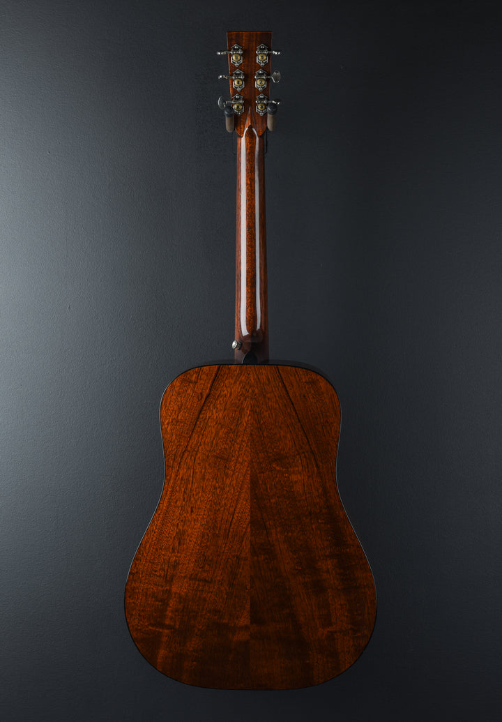 D/PW M (Pre-War Mahogany) &