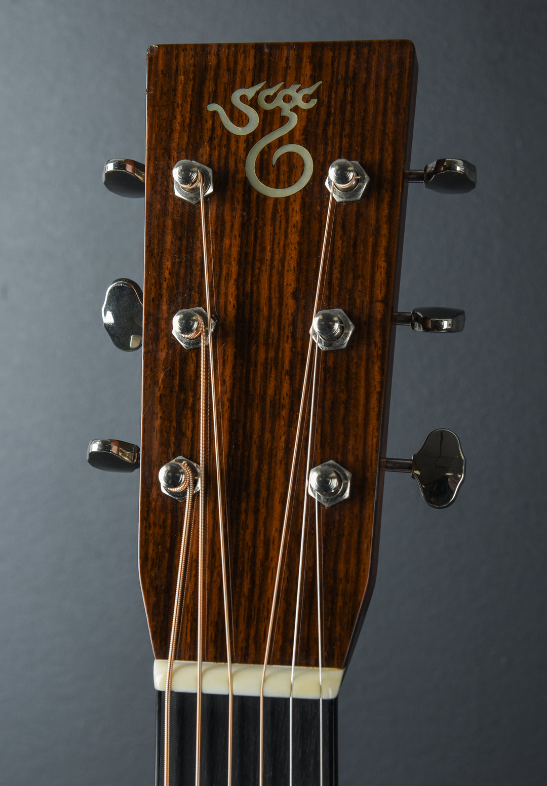 D/PW M (Pre-War Mahogany) &