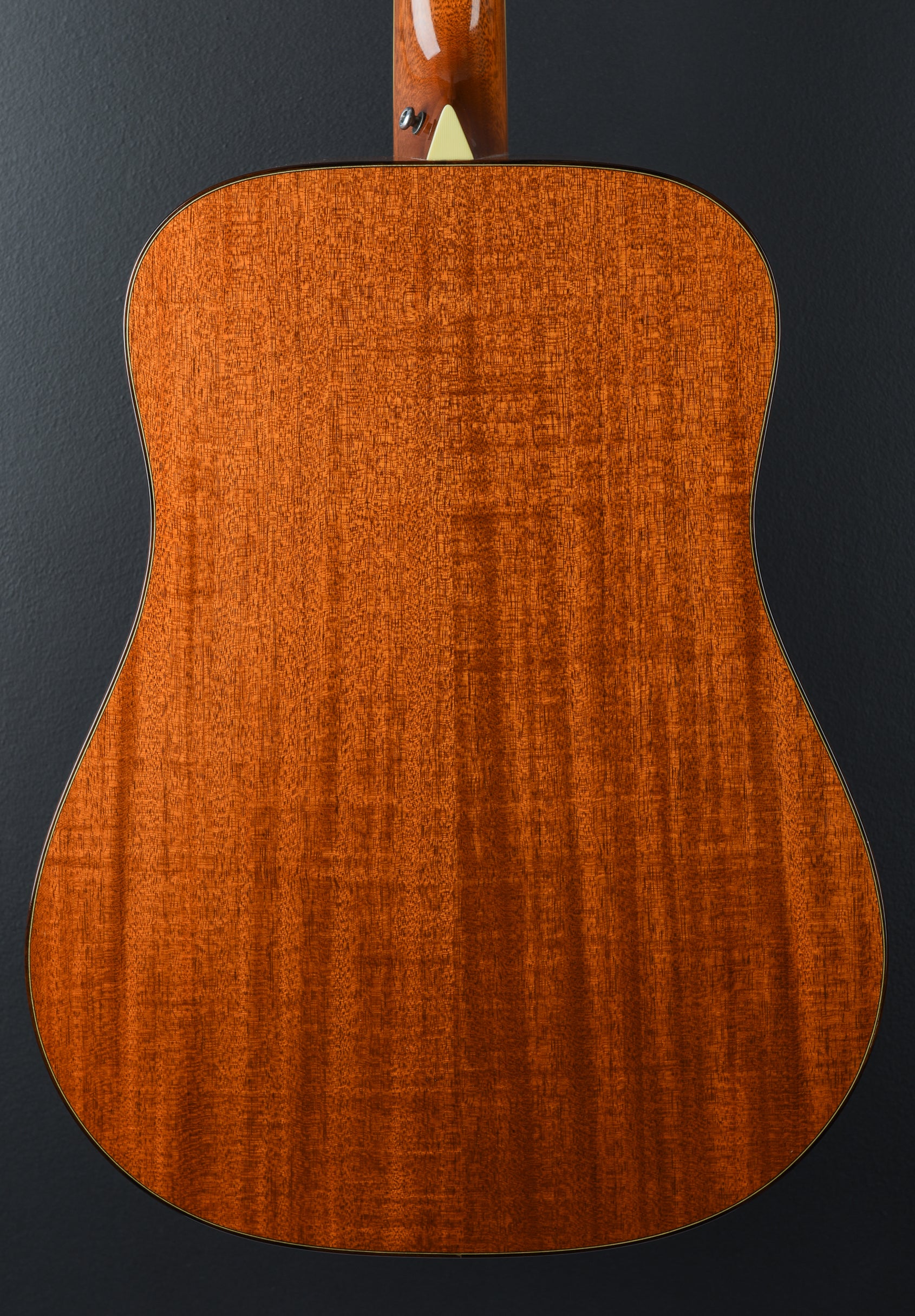 D-05 '93 – Dave's Guitar Shop