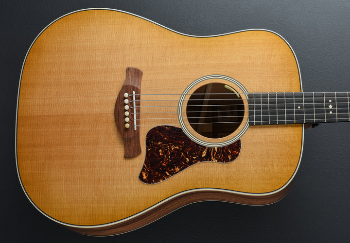 USED Trey Hensley Gold Label 510e