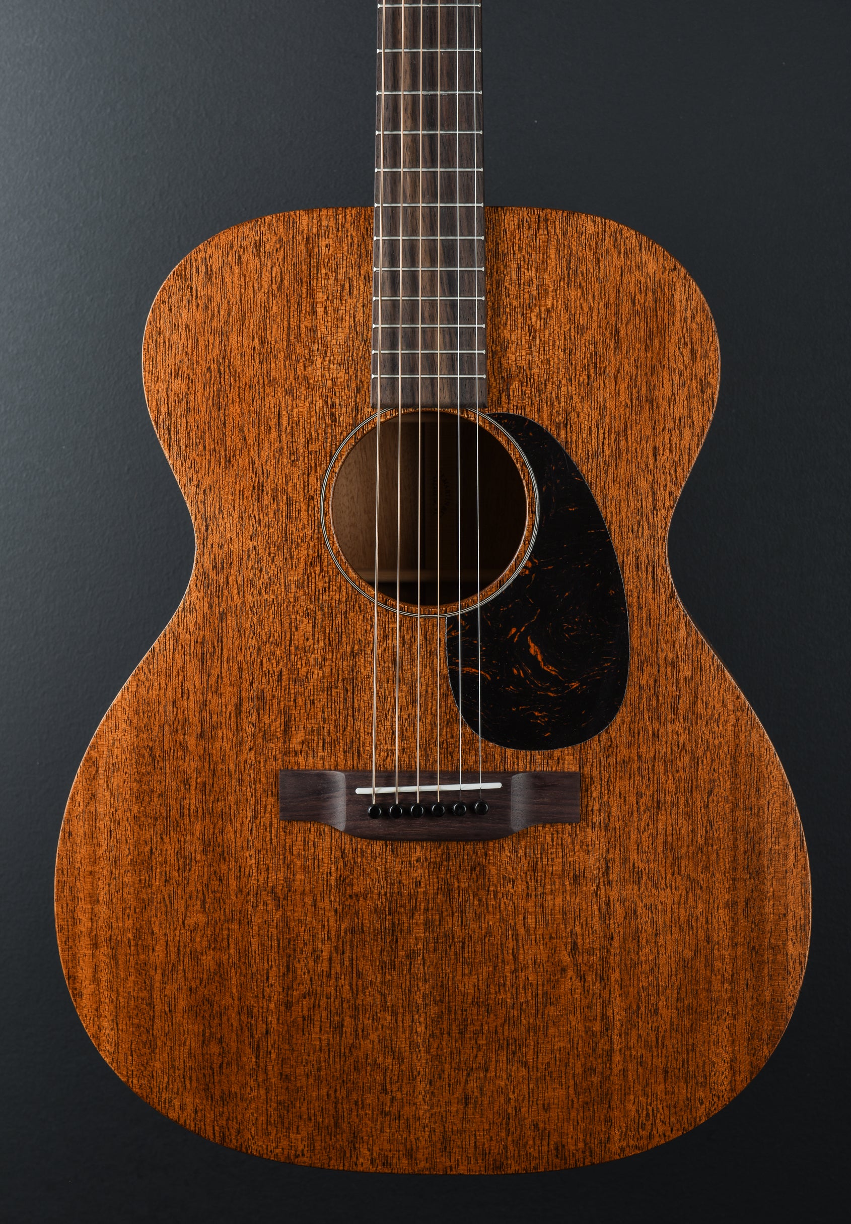 000-15M – Dave's Guitar Shop