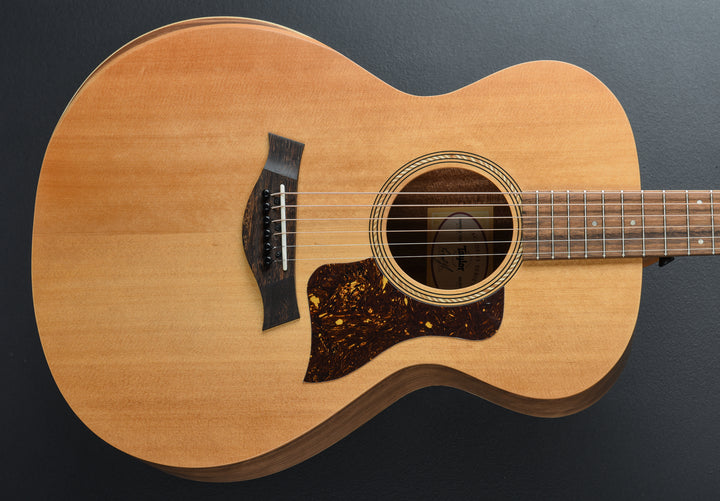 USED Academy 12E &
