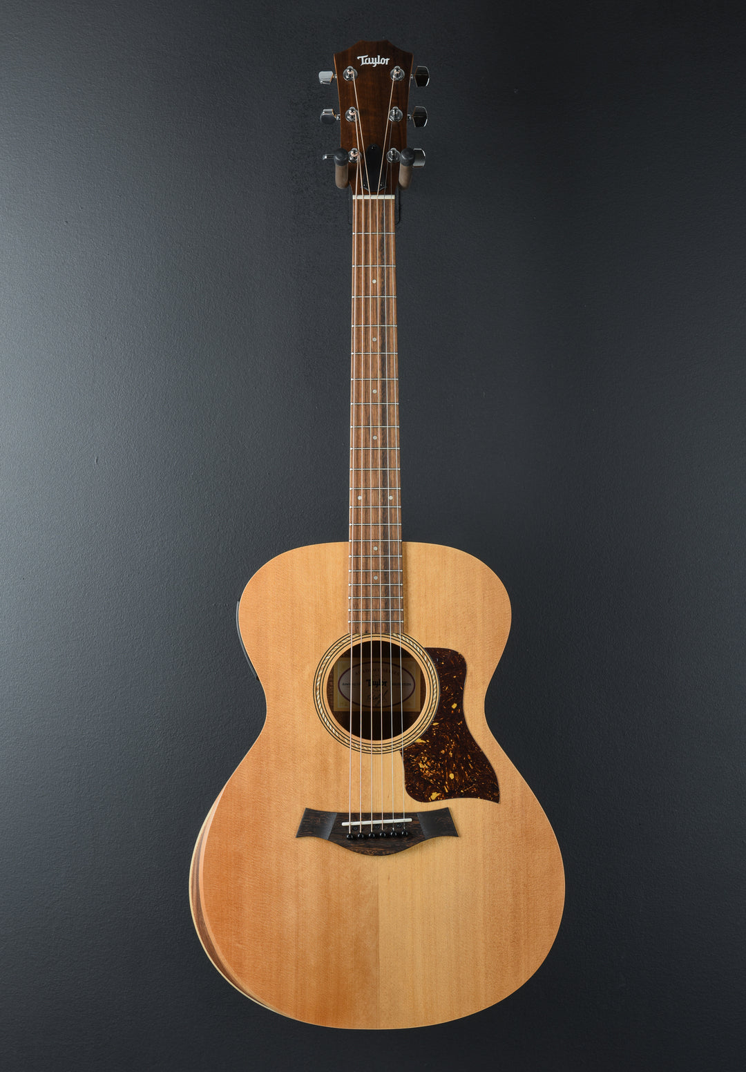 USED Academy 12E &