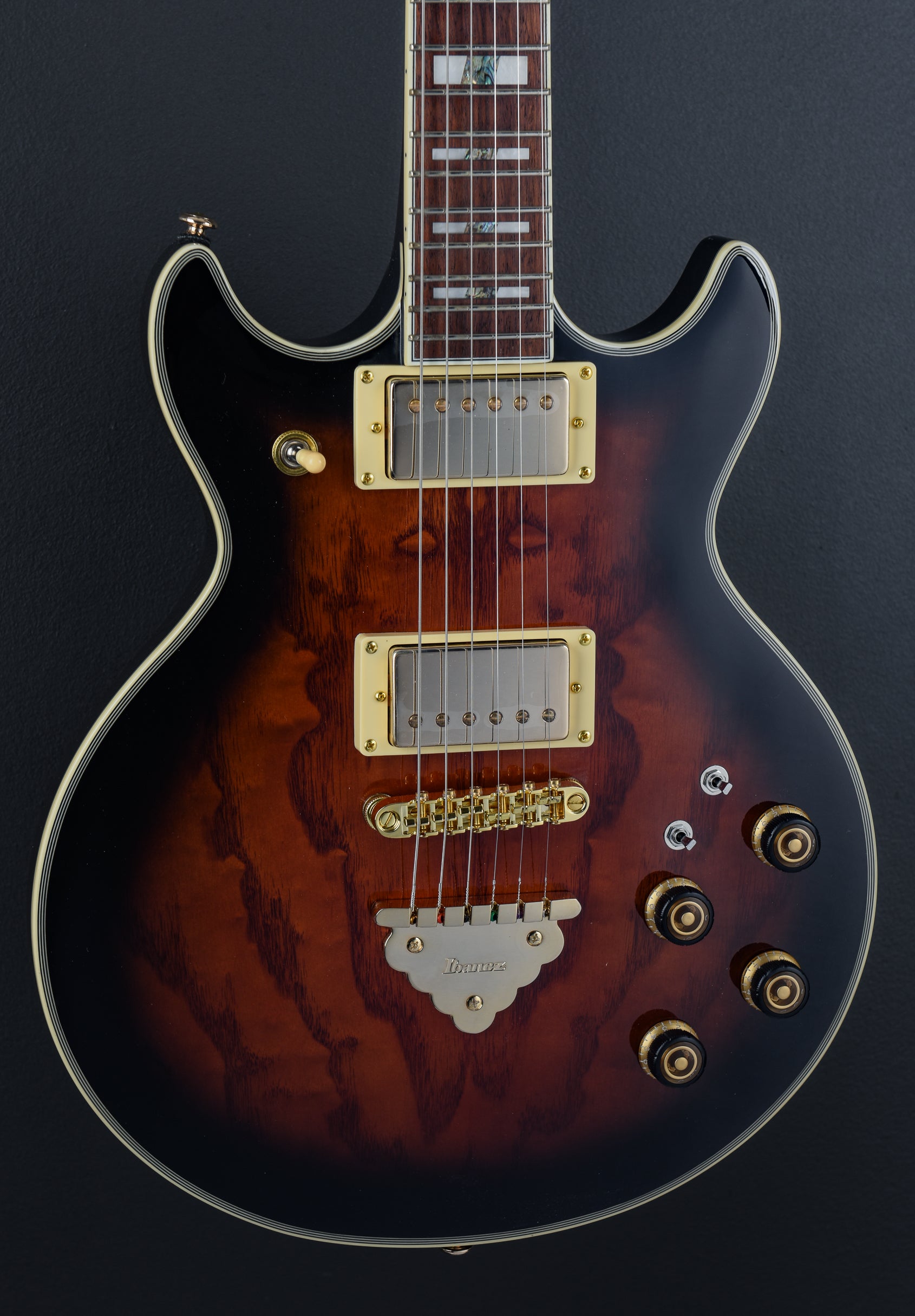 ギター A.S.W AGDR-401 AR325QA - Dark Brown Sunburst – Dave's Guitar Shop