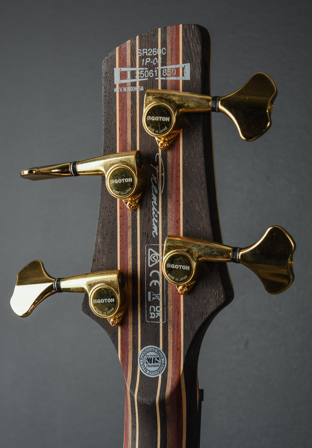 SR2600 Bass - Cerulean Blue Burst