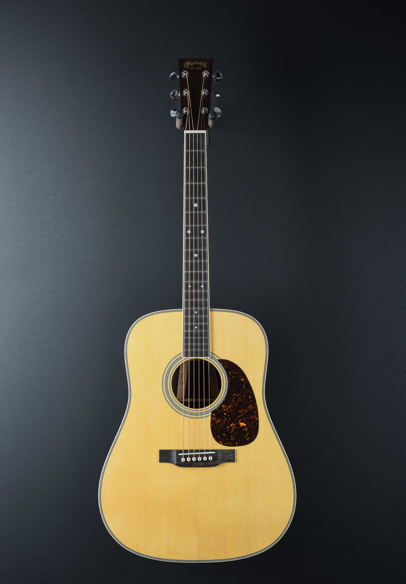 ギター Martin HD-35 Standard Amazon.com: Martin Standard Series HD-35 Dreadnought