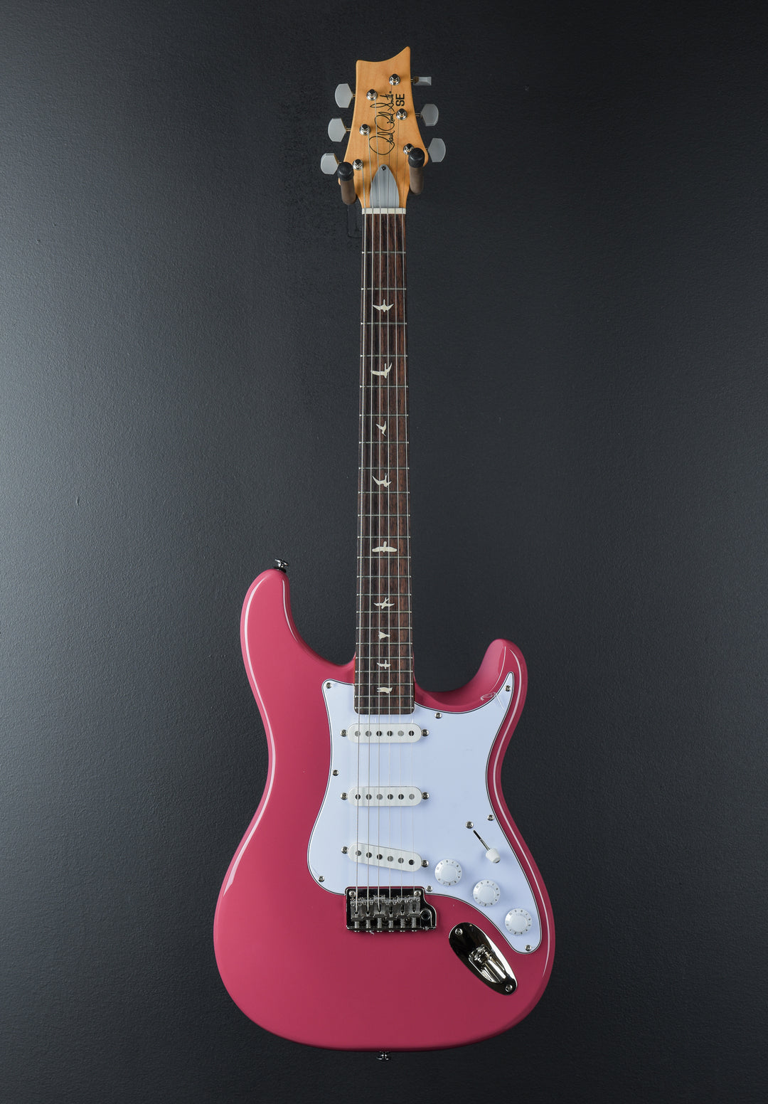 SE Silver Sky Rosewood &