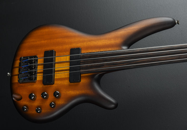 SRF700 Fretless Bass '24