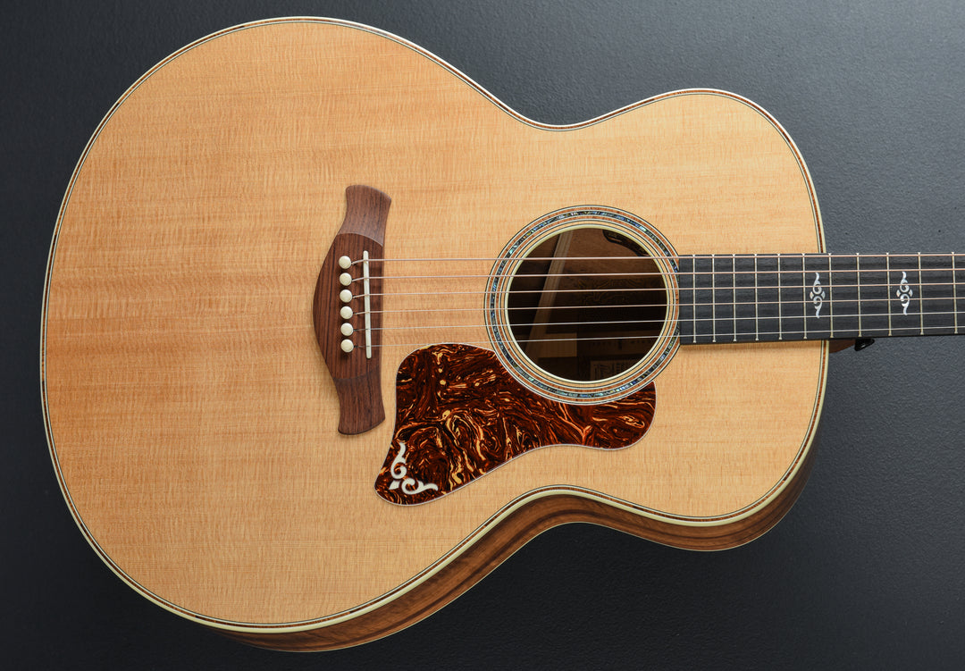 USED Gold Label 814E Koa &