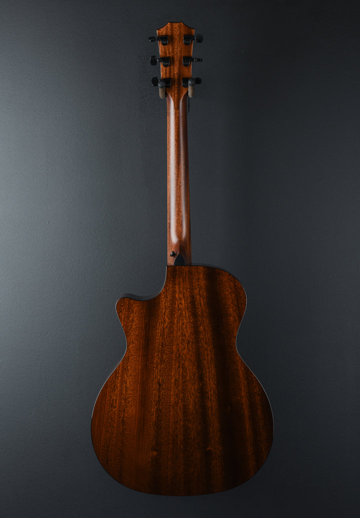 USED Next Generation 324CE &