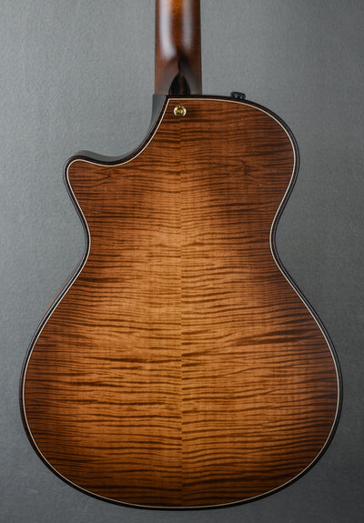 Builder’s Edition 652CE 12 String