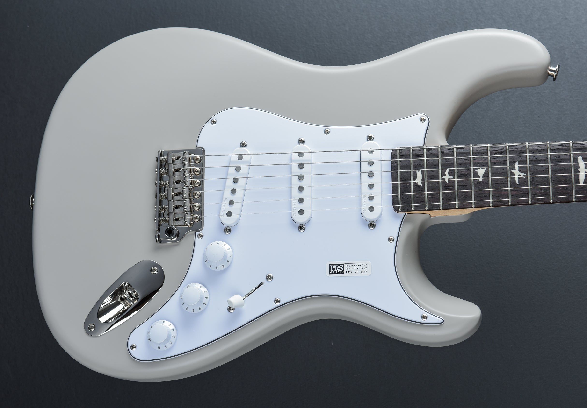 John Mayer Silver Sky - Moc Sand Satin w/Rosewood – Dave's Guitar Shop