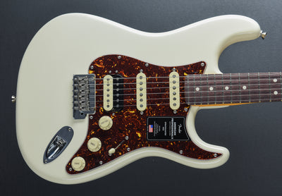 American Professional II Stratocaster HSS - Olympic White w/Rosewood