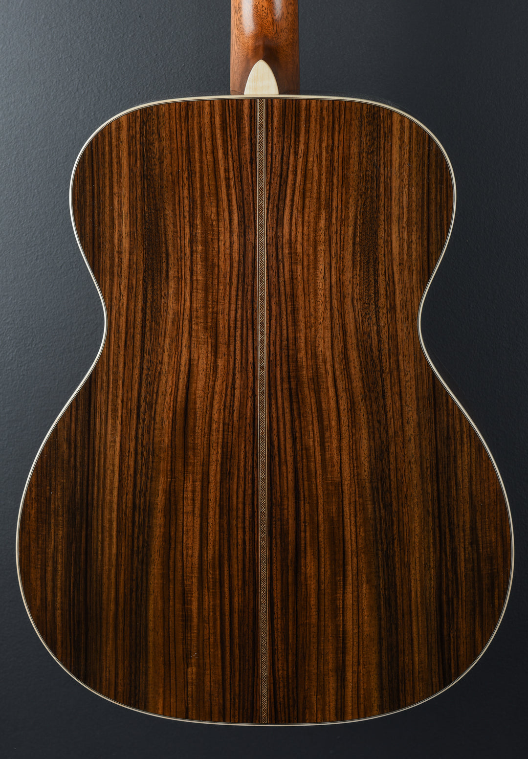 000-28 Modern Deluxe
