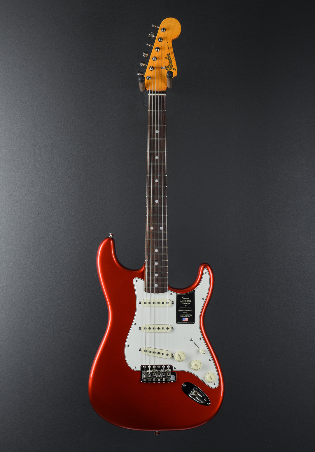 American Vintage II 1965 Stratocaster - Candy Apple Red