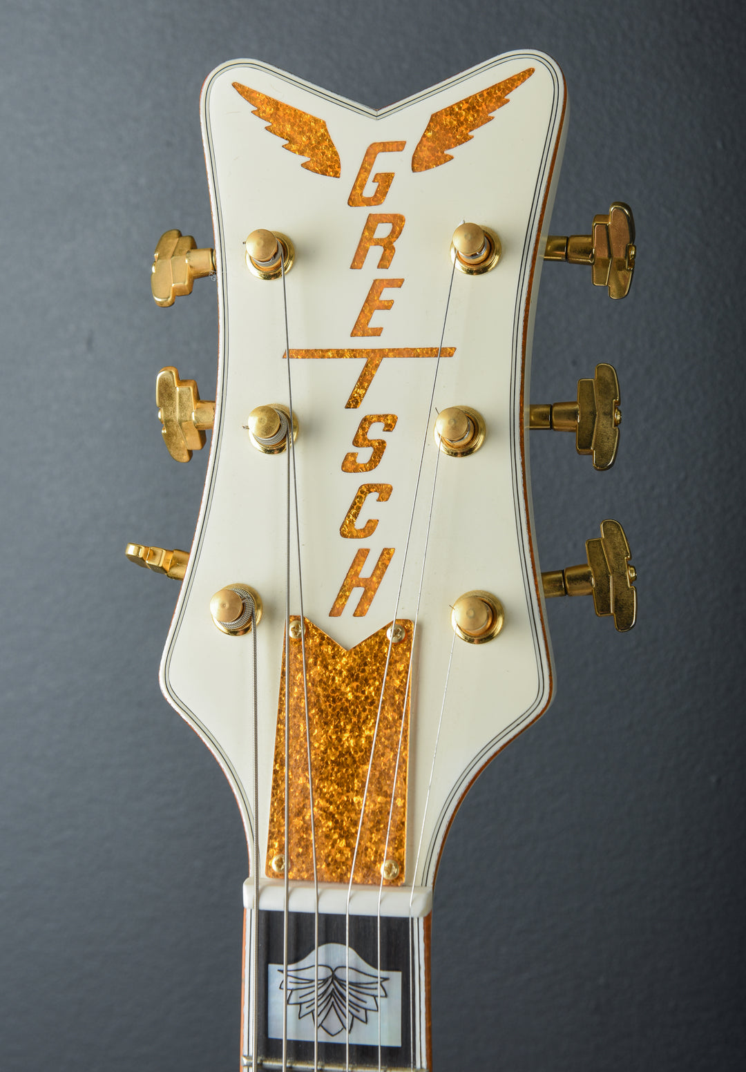 USED G6134 White Penguin &