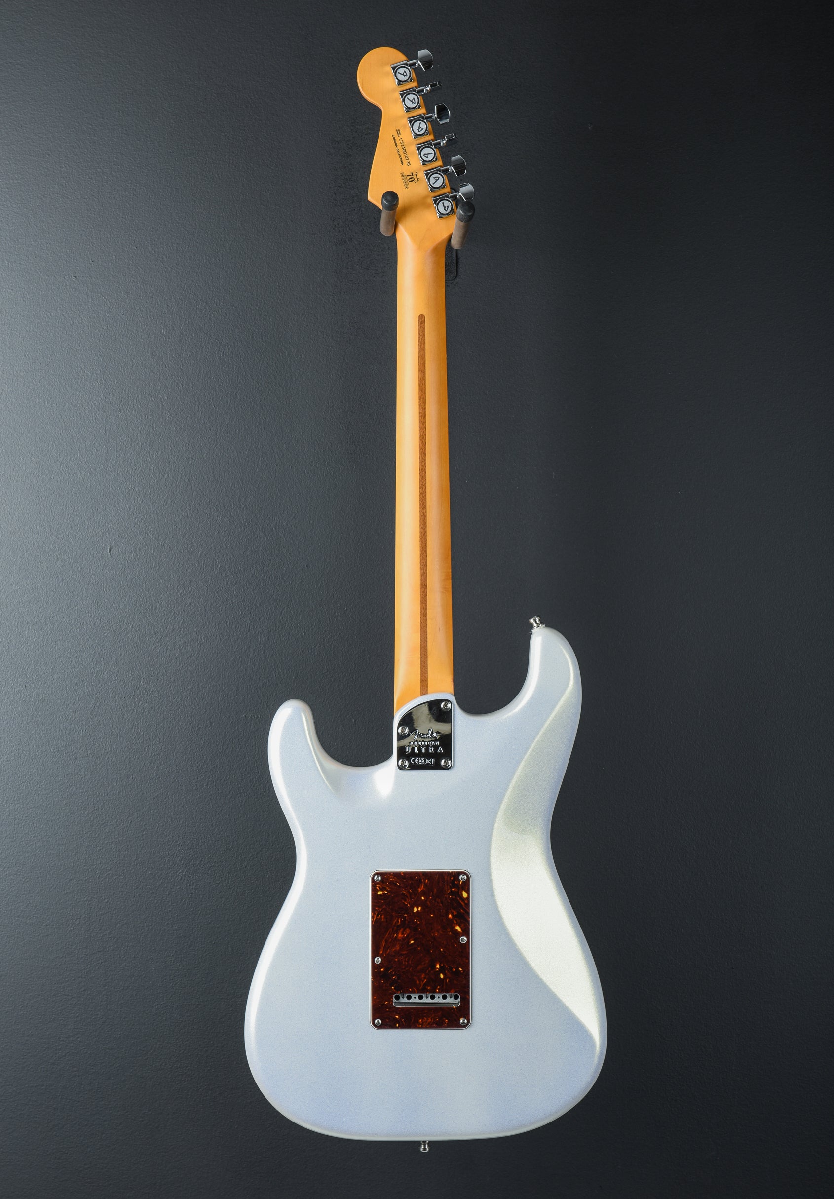 USED American Ultra Stratocaster '24 – Dave's Guitar Shop