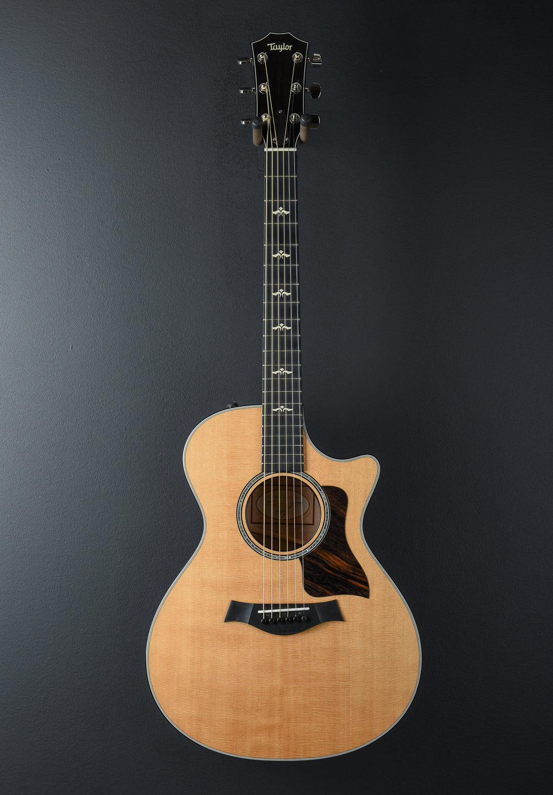 USED 612CE &