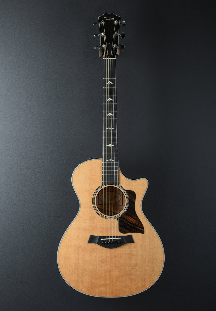 USED 612CE &