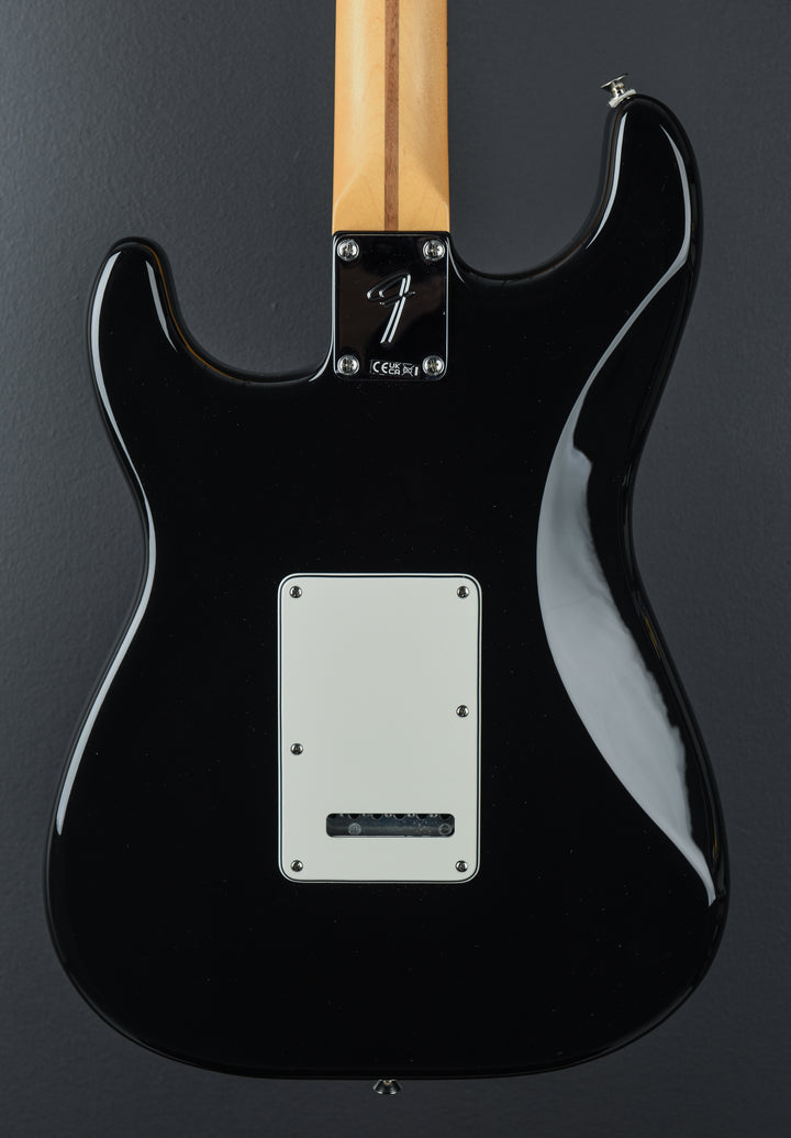 Player II Stratocaster - Black w/Maple
