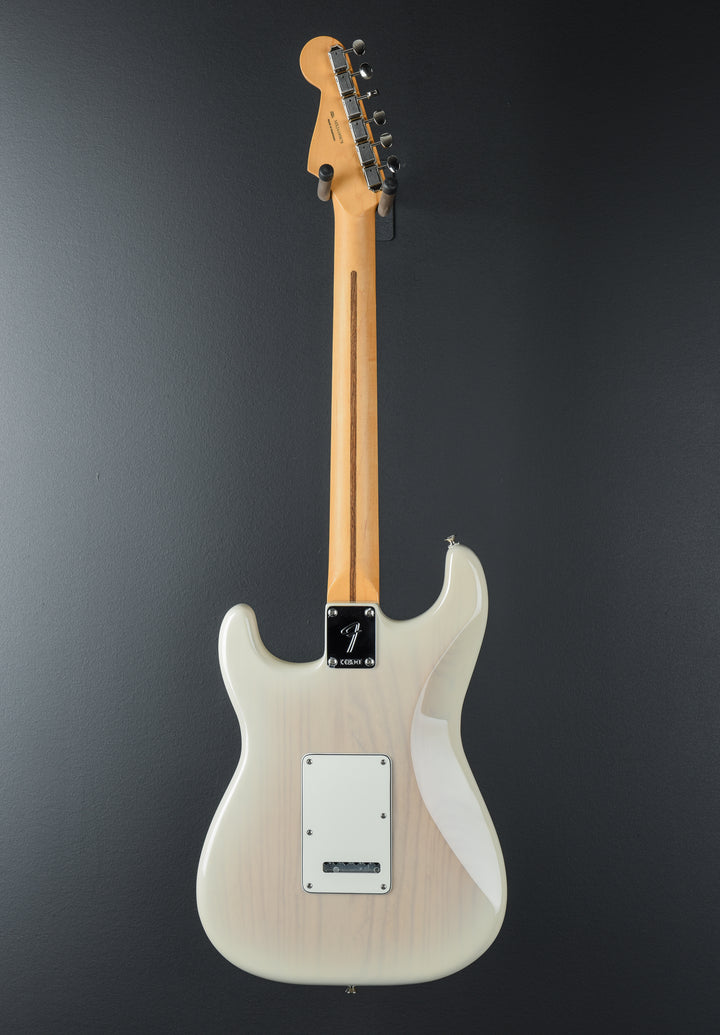 Player II Stratocaster - White Blonde