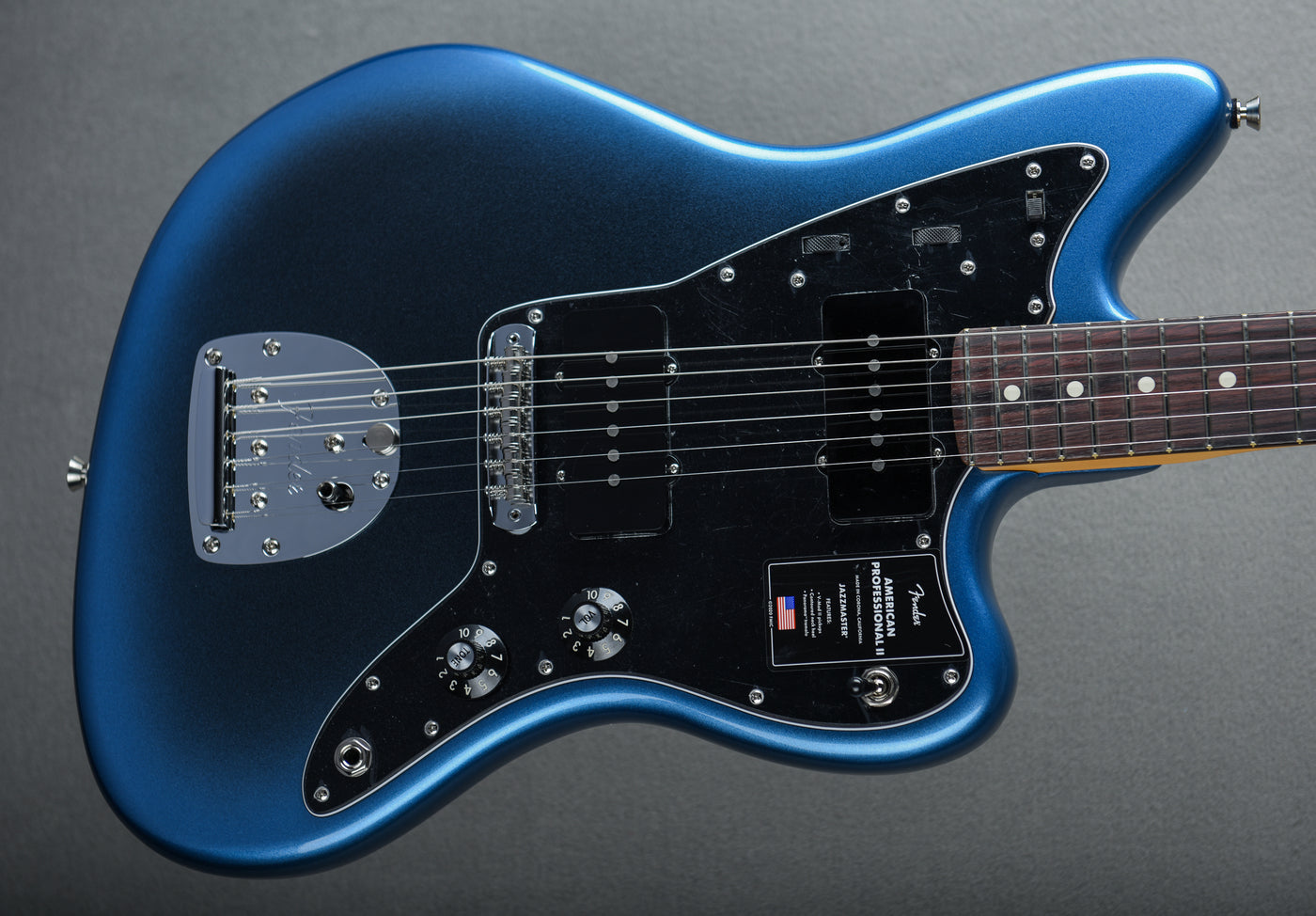 American Professional II Jazzmaster – Dark Night w/Rosewood