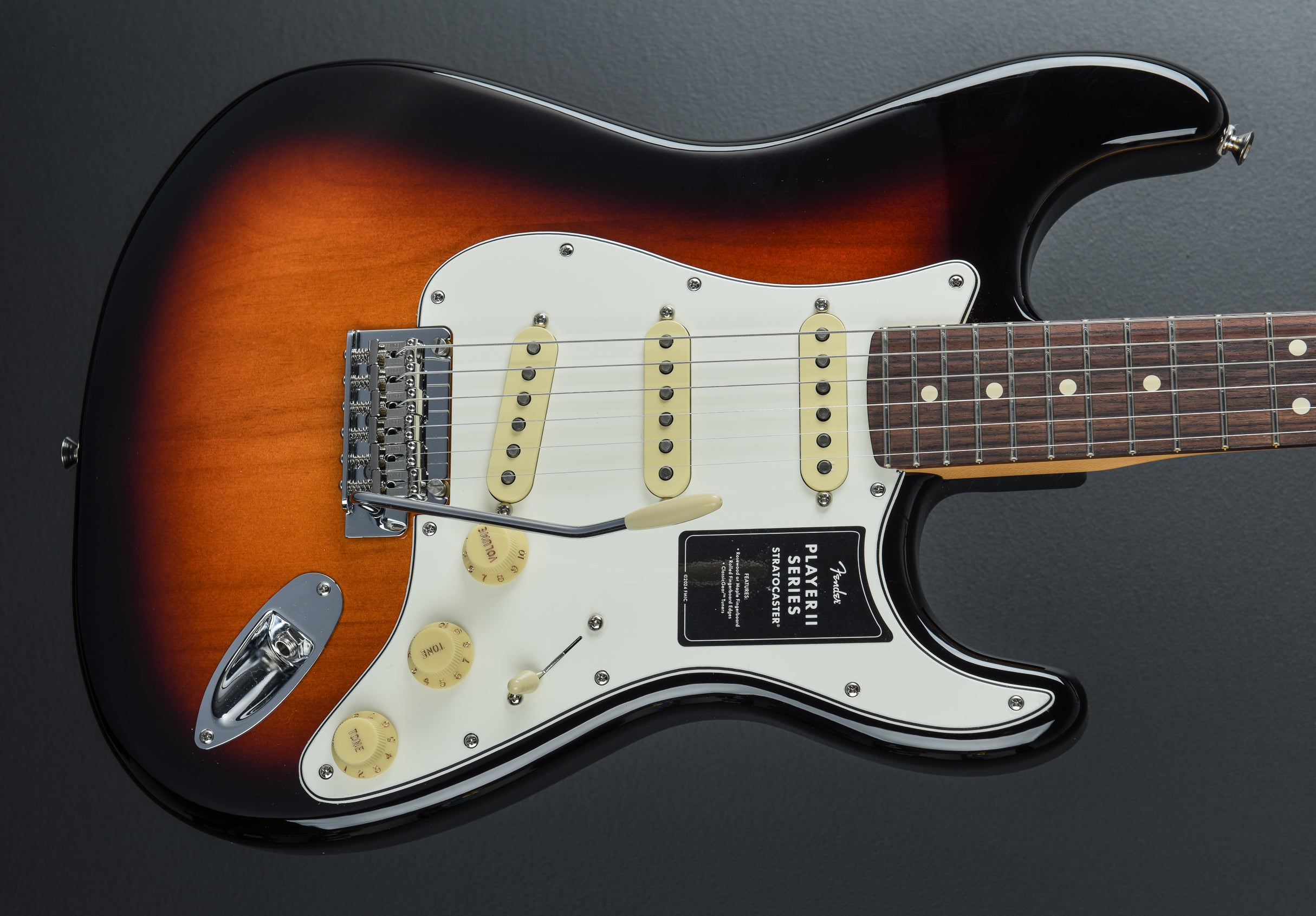 Player II Stratocaster - 3-Color Sunburst W/Rosewood – Dave's