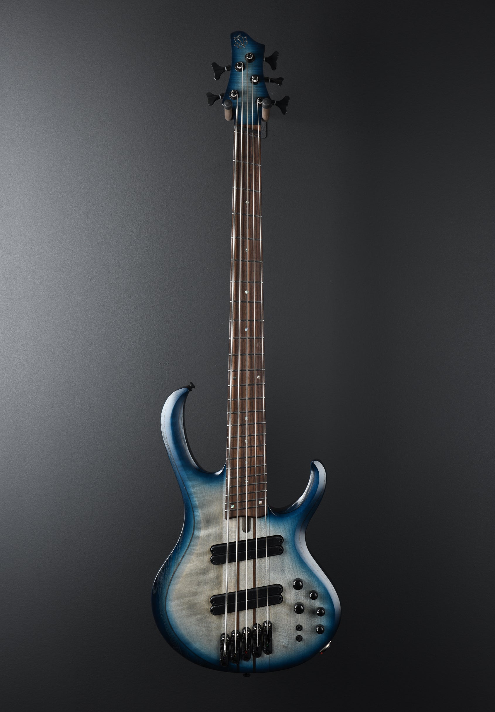 BTB705LM - Cosmic Blue Starburst Low Gloss – Dave's Guitar Shop
